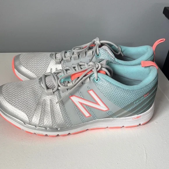 New Balance Women's Silver & Coral Athletic Sneakers with Teal Lining size 8.5 - Picture 3 of 7